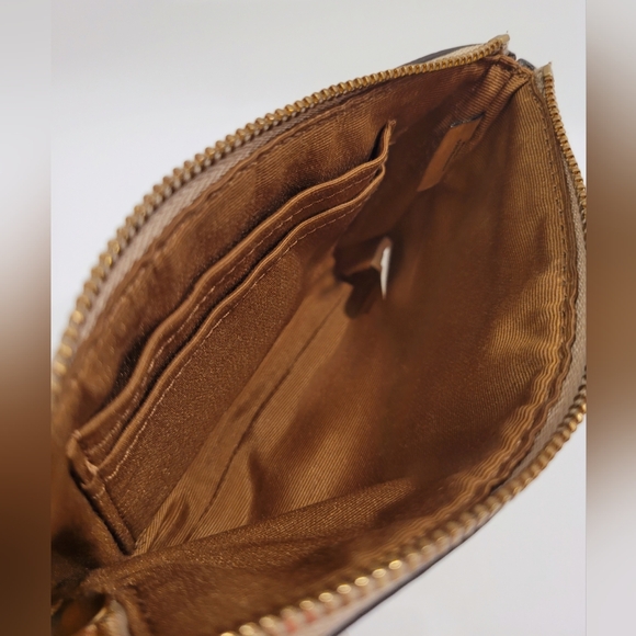 Coach Corner Zip Wristlet In Signature Canvas With Stripe - Picture 6 of 8